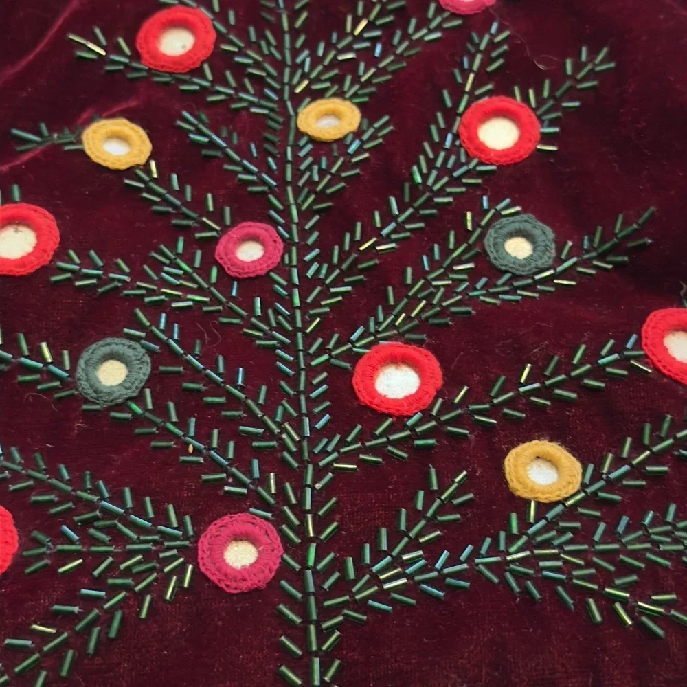 Burgundy Velvet Beaded Christmas Tree Skirt Embroidered Trees Gold Trim 53 Inch